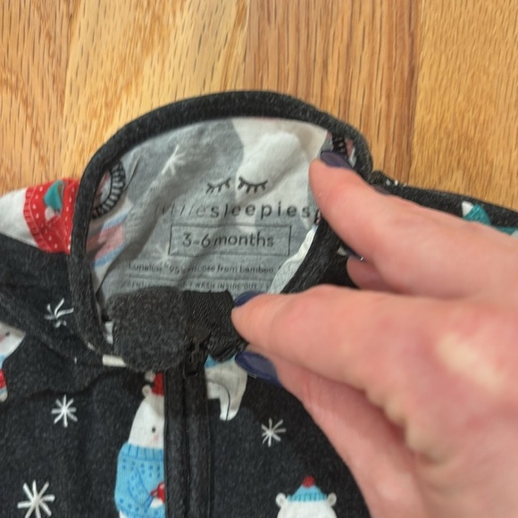 Little Sleepies Sold Out Limited Edition Polar Bear Print Zippered Sleeper 3-6M - Picture 2 of 5